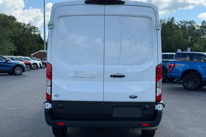 2021 Ford Transit photo 1
