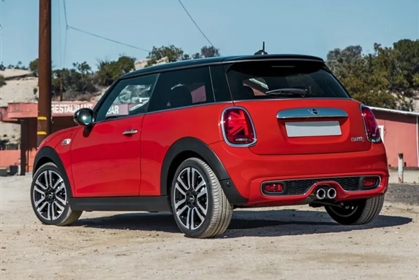 2019 Mini Cooper Signature photo 1