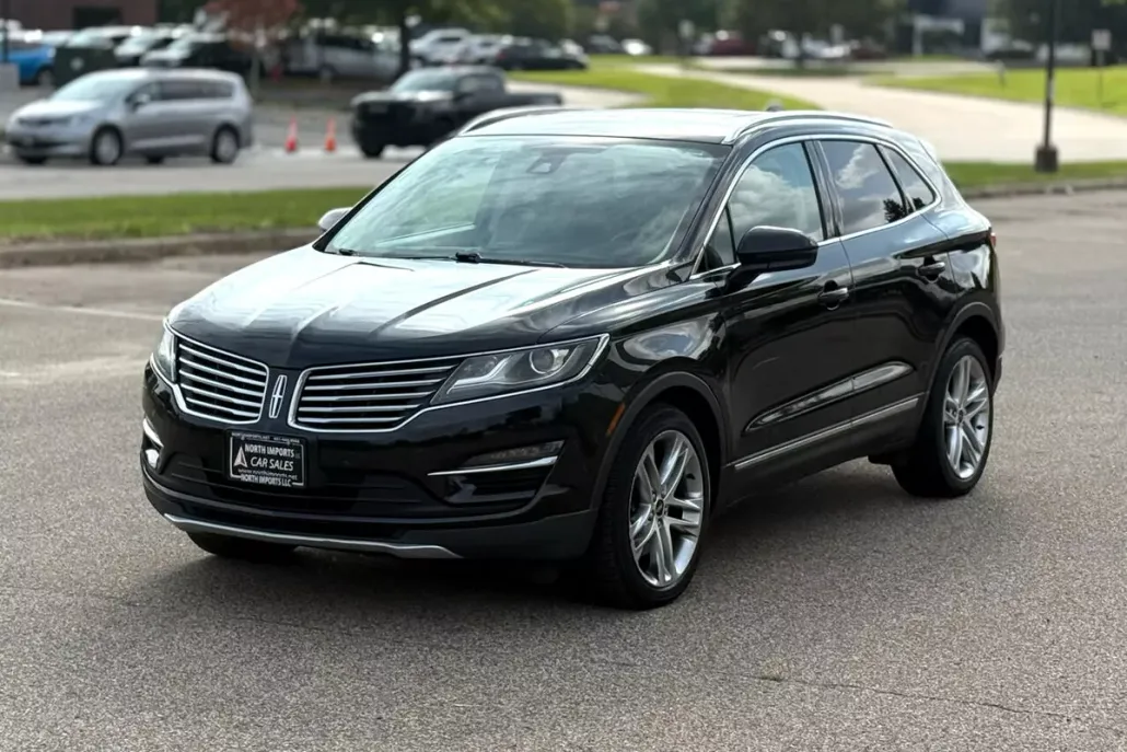 2015 Lincoln MKC Base photo 1