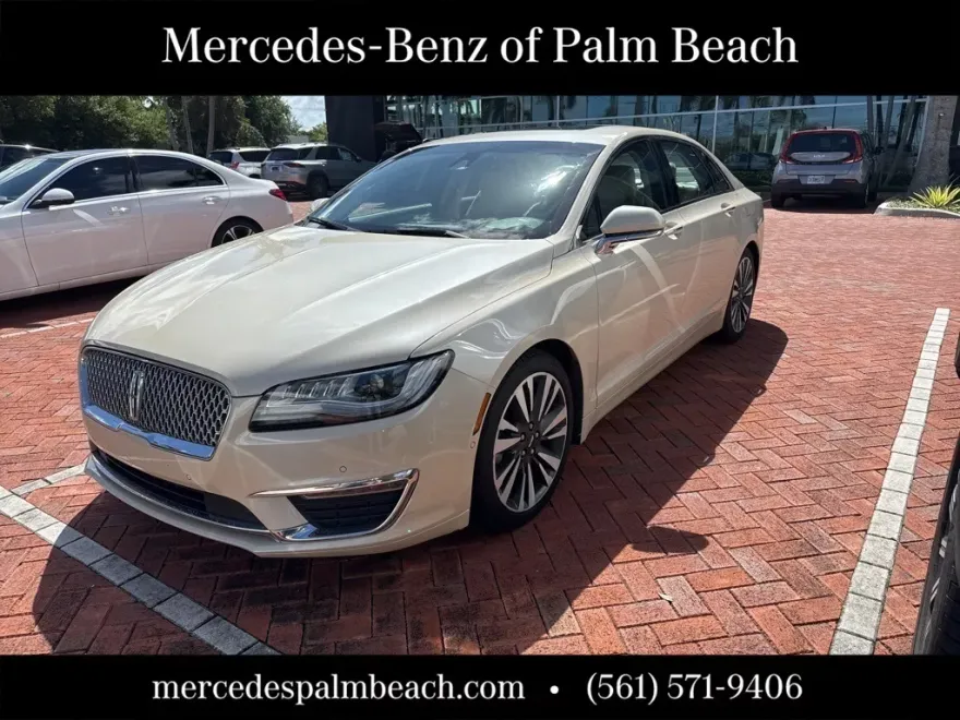 2018 Lincoln MKZ Reserve photo 1