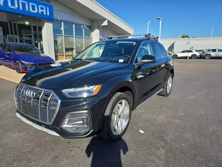 2021 Audi Q5 Premium Prestige photo 1
