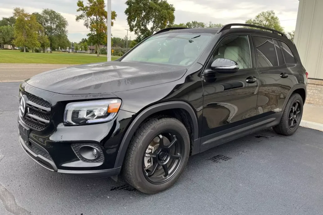 2023 Mercedes Benz GLB 250 4MATIC photo 1