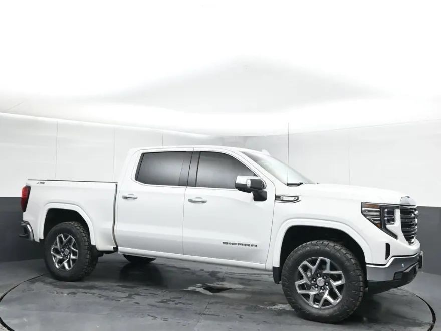 2024 Gmc Sierra 1500 SLT photo 1