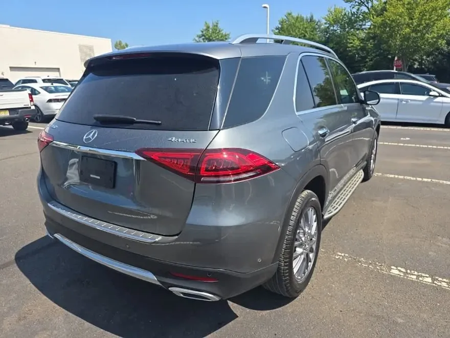 2022 Mercedes Benz GLE 350 4MATIC photo 1