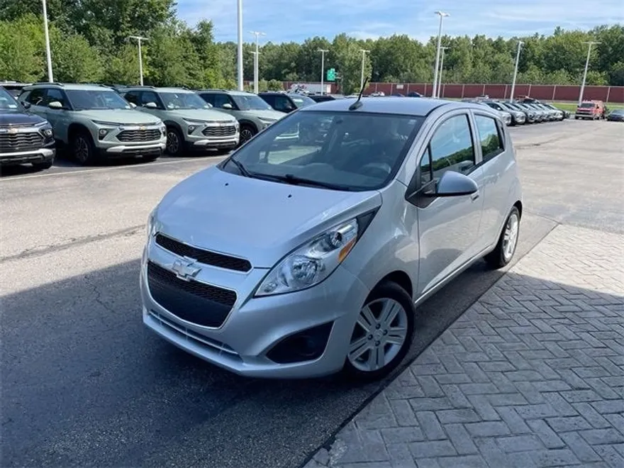 2014 Chevrolet Spark LT photo 1