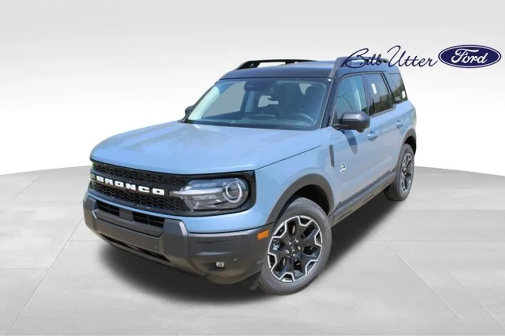 2025 Ford Bronco Sport Outer Banks photo 1