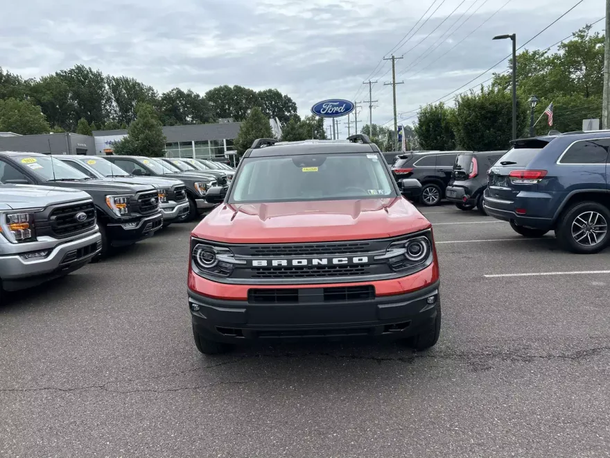 2024 Ford Bronco Sport Badlands photo 1