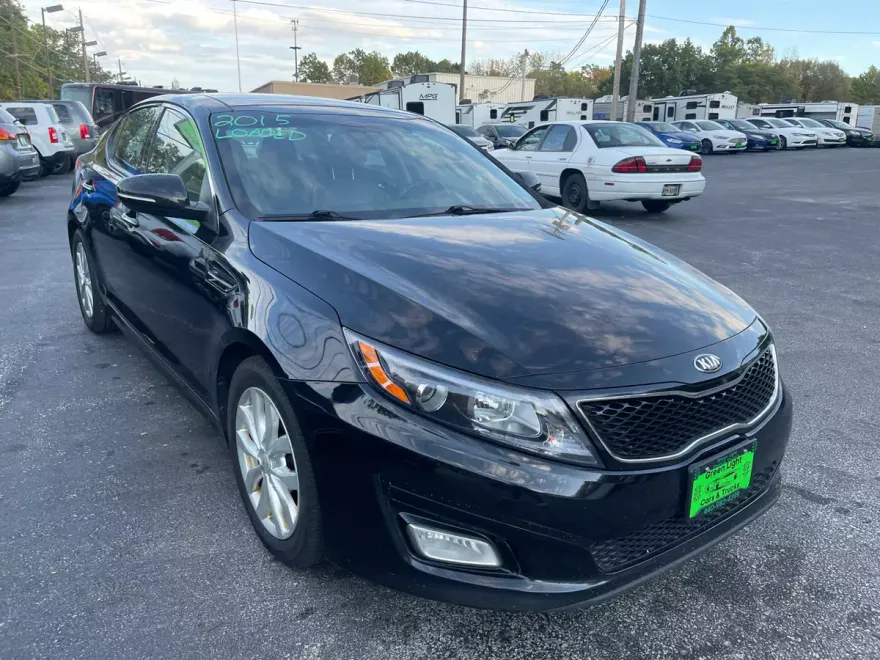 2015 Kia Optima EX photo 1