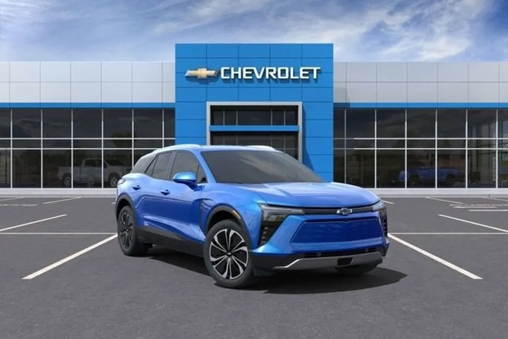 2025 Chevrolet Blazer EV photo 1