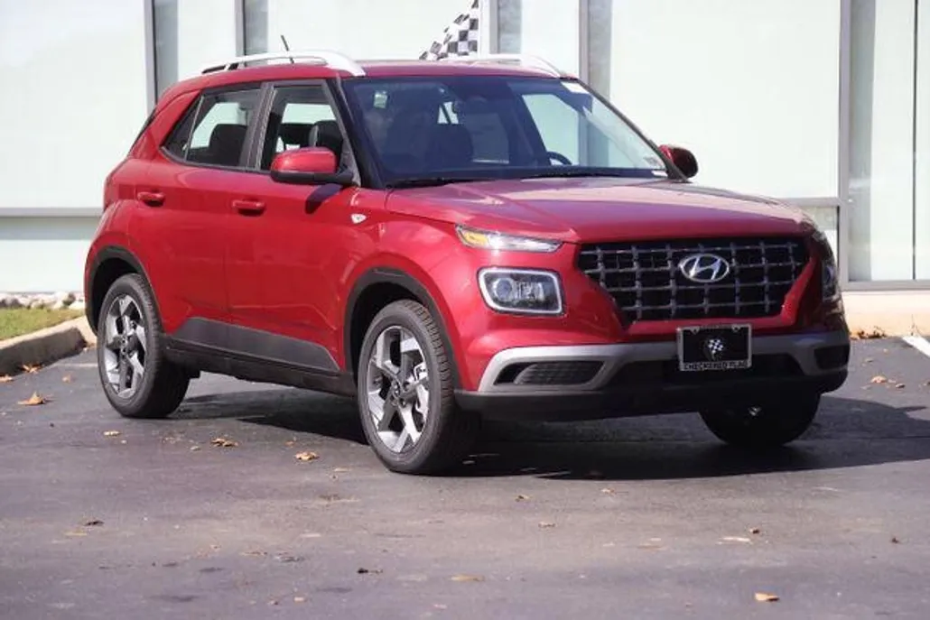 2025 Hyundai Venue SEL Limited photo 1