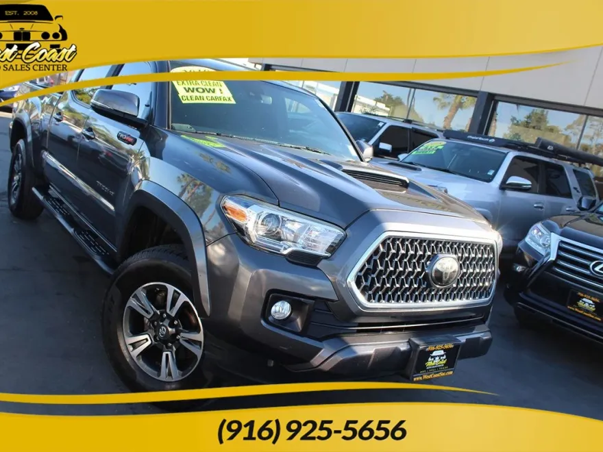 2019 Toyota Tacoma TRD Sport photo 1