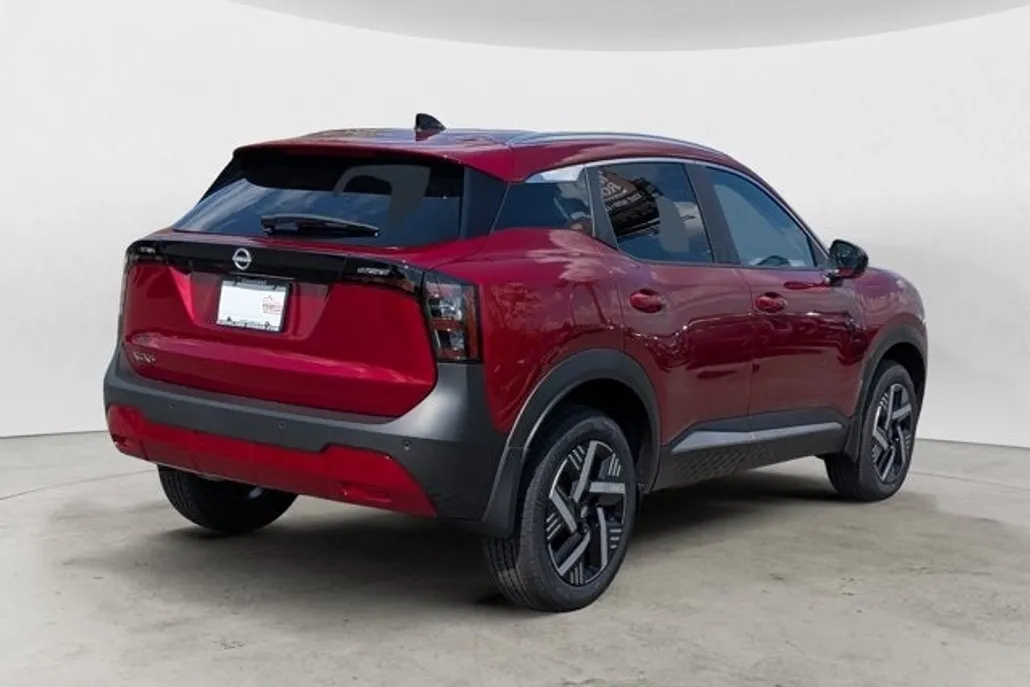 2026 Nissan Kicks SV photo 1
