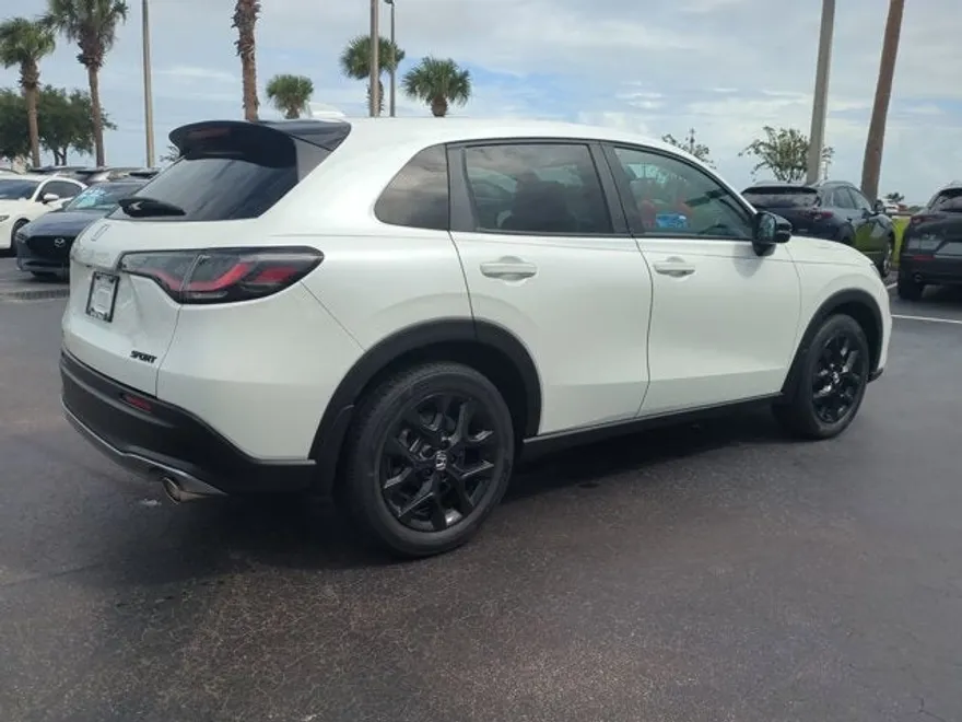 2023 Honda HR-V Sport photo 1