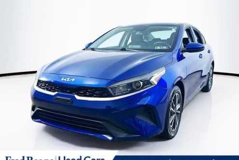 2023 Kia Forte LXS photo 3