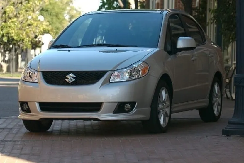 2008 Suzuki SX4 photo 1