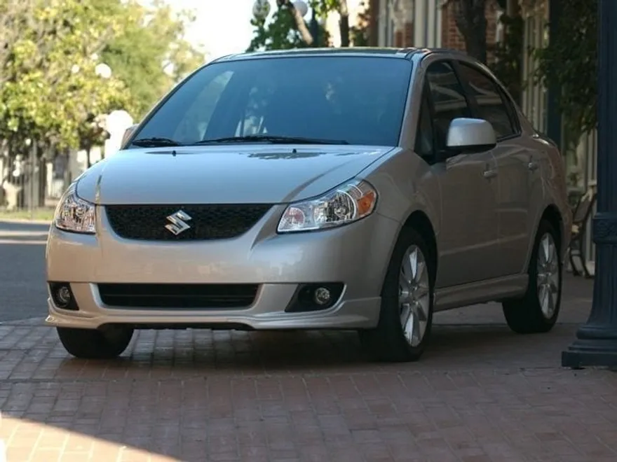 2008 Suzuki SX4 photo 1