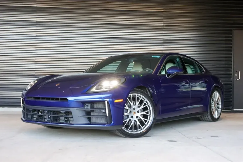 2024 Porsche Panamera Base photo 1