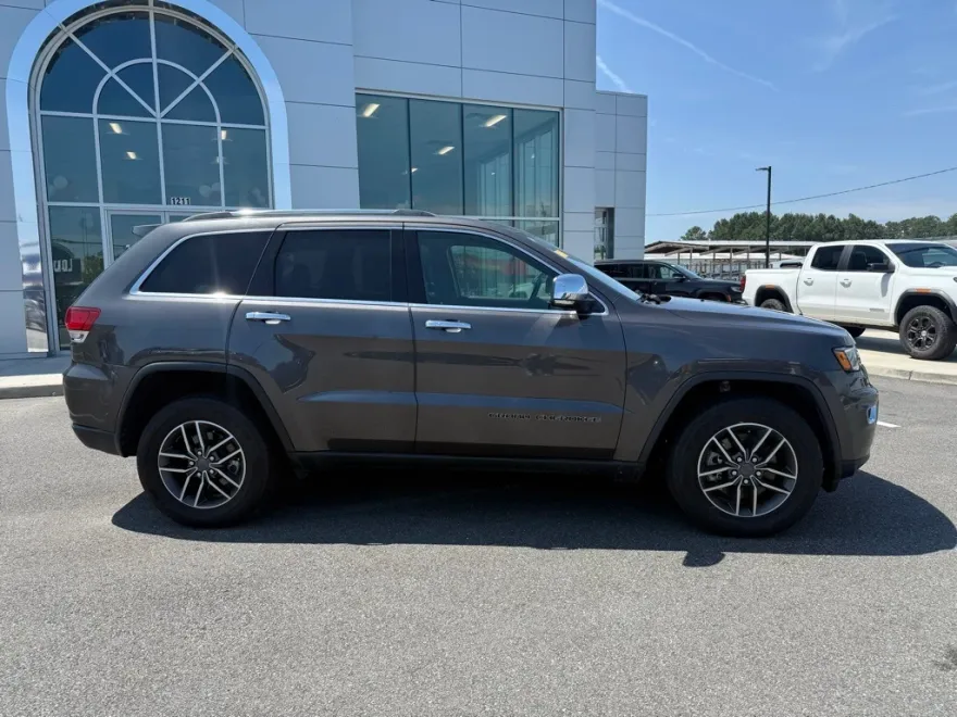 2021 Jeep Grand Cherokee Limited photo 1