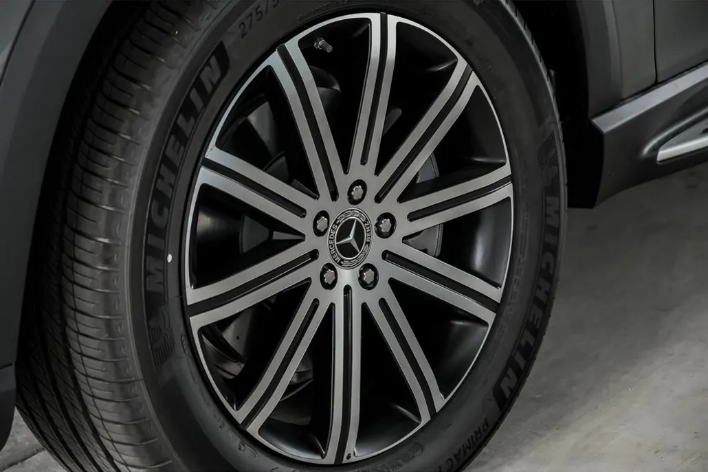 2026 Mercedes Benz GLE 350 4MATIC photo 1