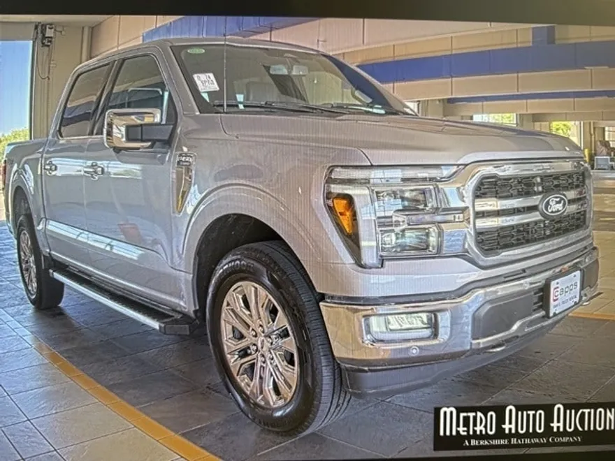 2024 Ford F-150 Lariat photo 1