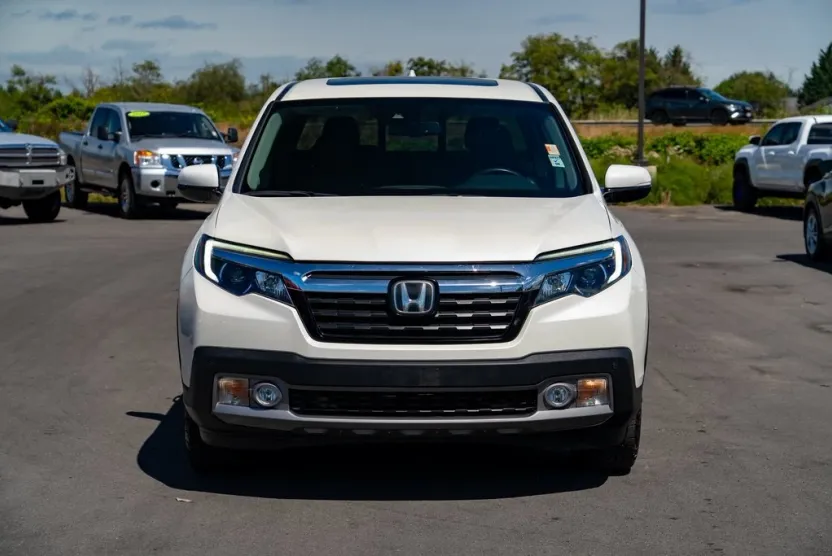 2017 Honda Ridgeline RTL-E photo 1