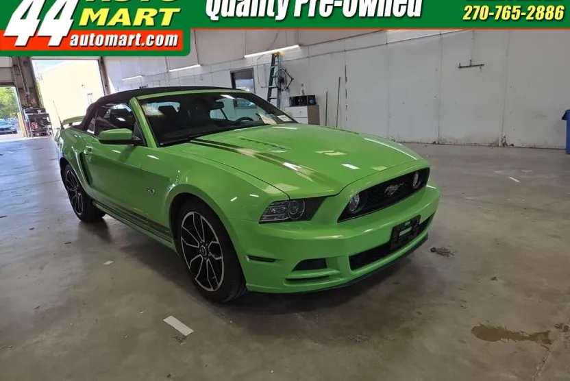 2014 Ford Mustang GT Premium photo 1