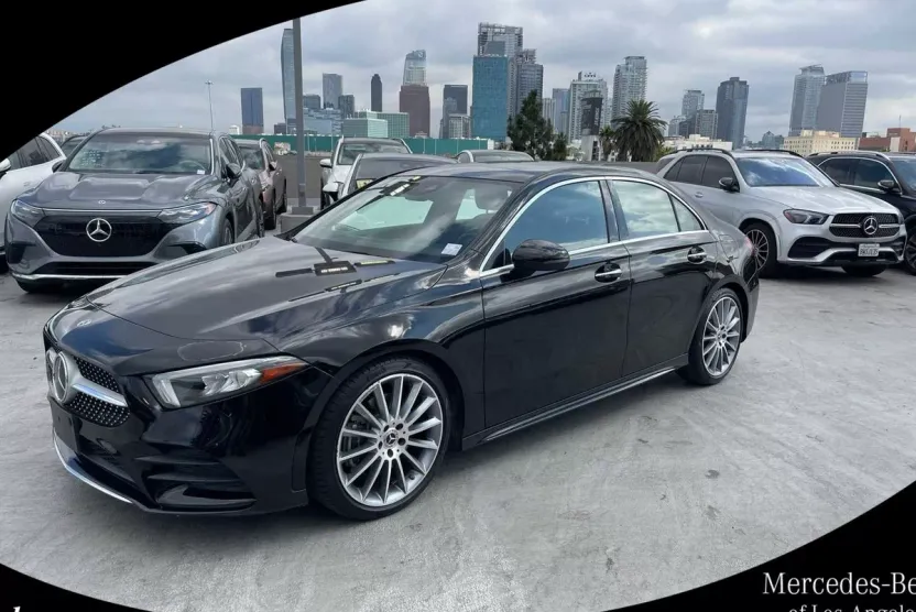 2019 Mercedes Benz A 220 photo 1