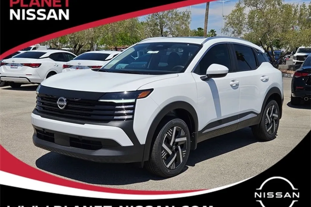 2025 Nissan Kicks SV photo 1