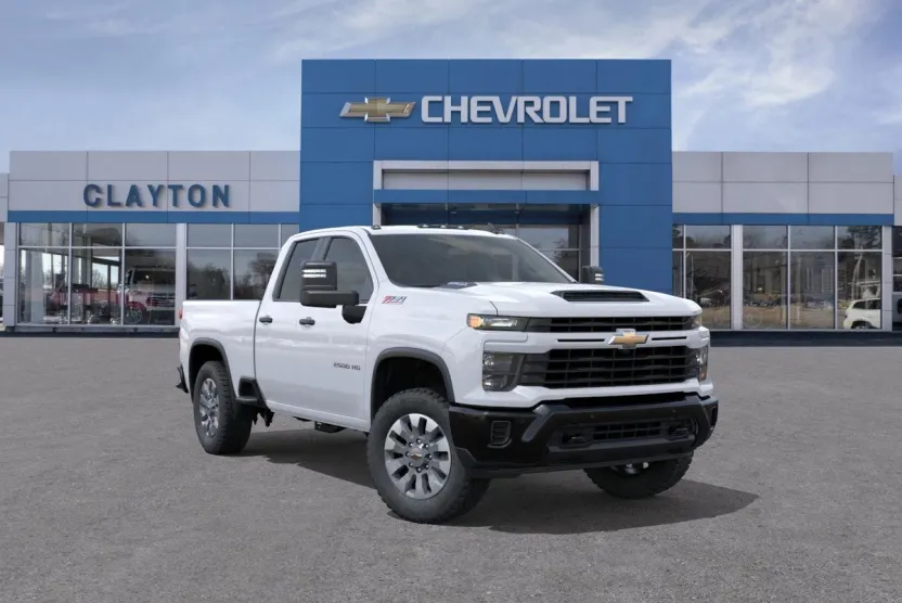2026 Chevrolet Silverado 2500HD Custom photo 1