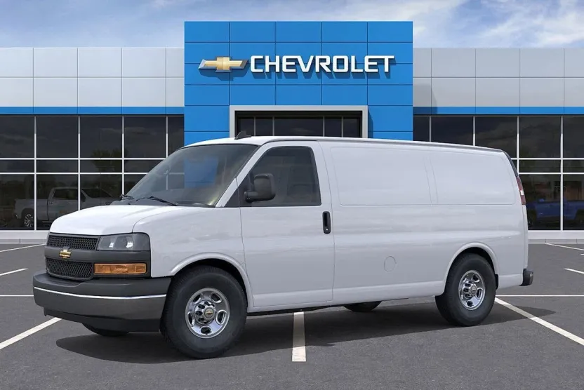 2025 Chevrolet Express Cargo 3500 Base photo 1