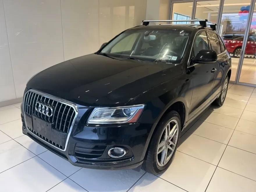 2017 Audi Q5 2.0T Premium Plus photo 1