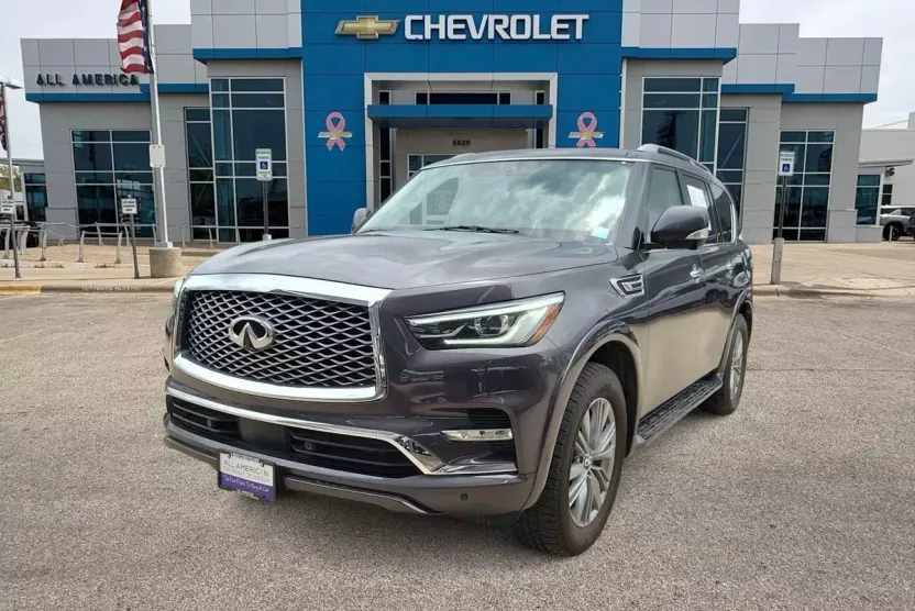 2024 Infiniti QX80 Luxe photo 1