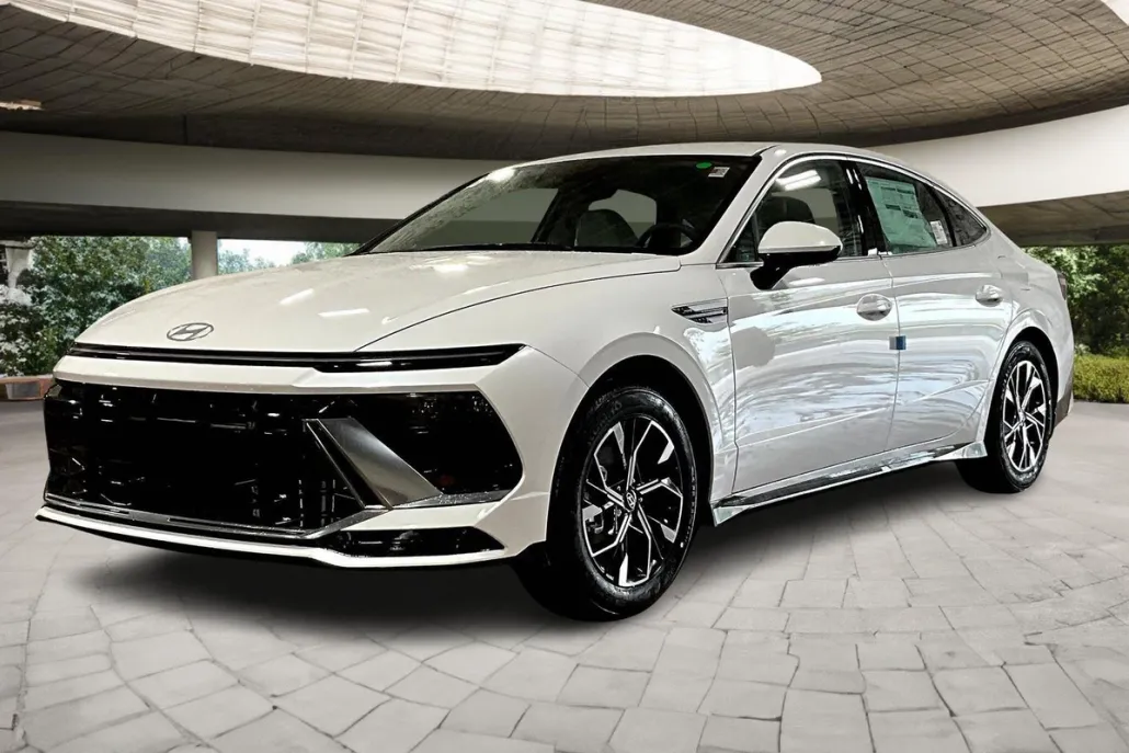 2025 Hyundai Sonata SEL photo 1
