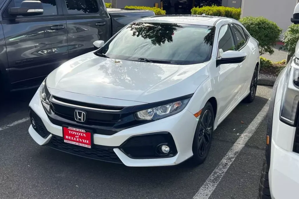 2019 Honda Civic Hatchback EX photo 1