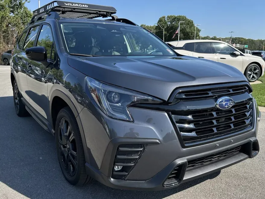 2024 Subaru Ascent Onyx Edition photo 1