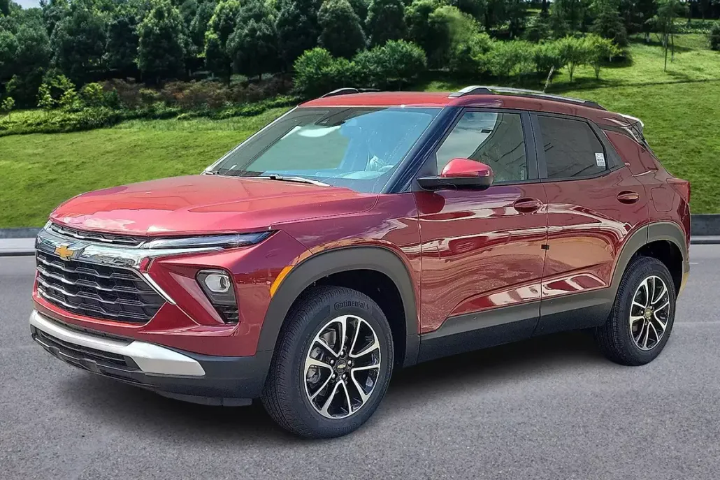 2025 Chevrolet Trailblazer LT photo 1