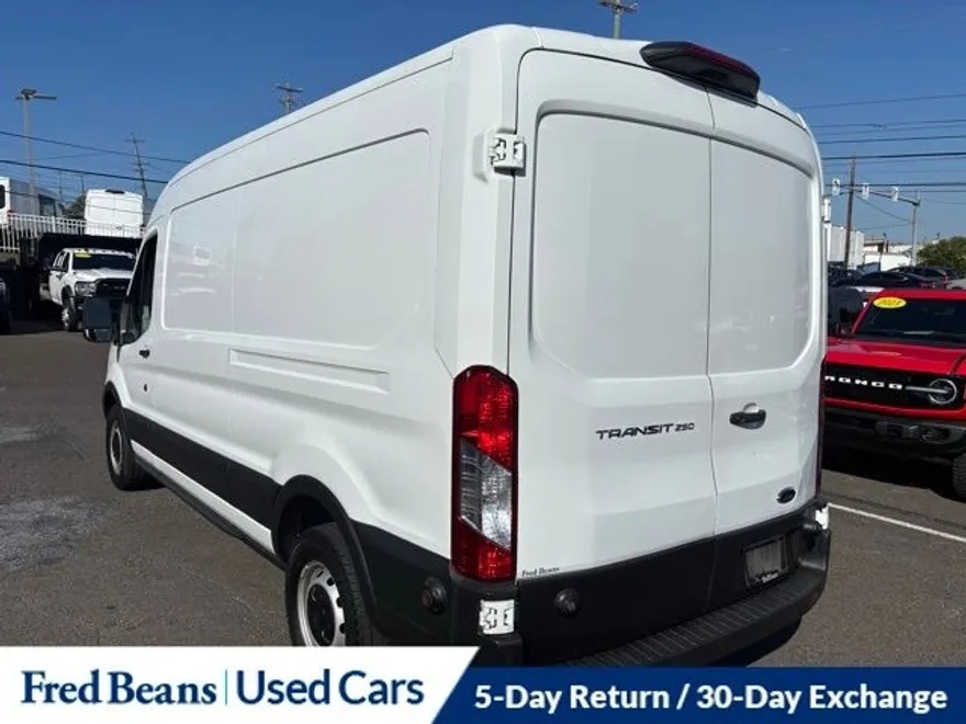 2019 Ford Transit photo 2