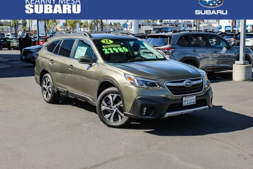 2022 Subaru Outback Limited photo 1