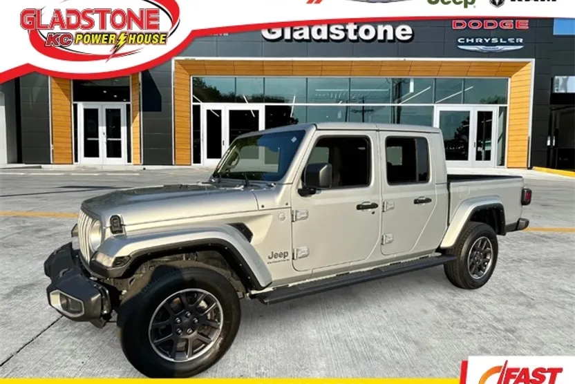 2023 Jeep Gladiator Overland photo 1