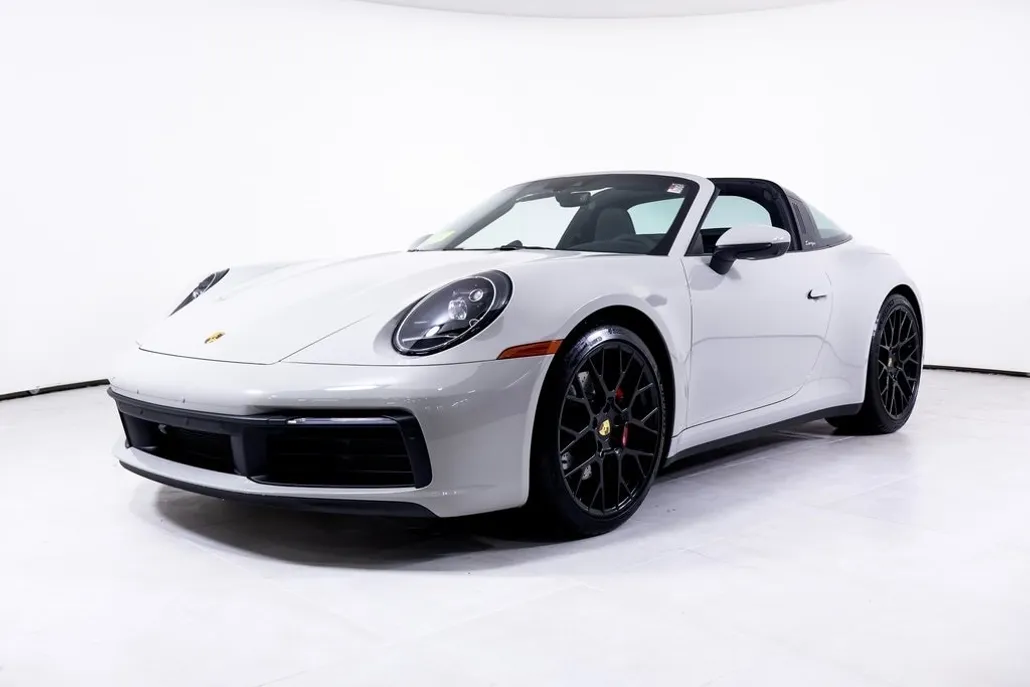2023 Porsche 911 Targa 4S photo 1