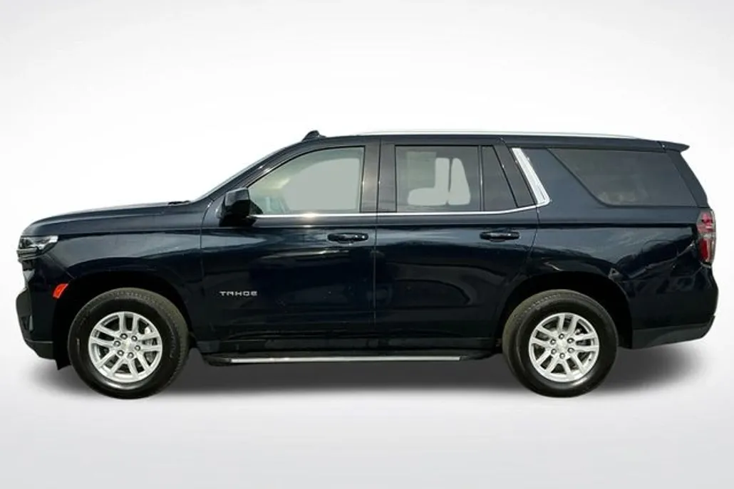 2023 Chevrolet Tahoe LT photo 1