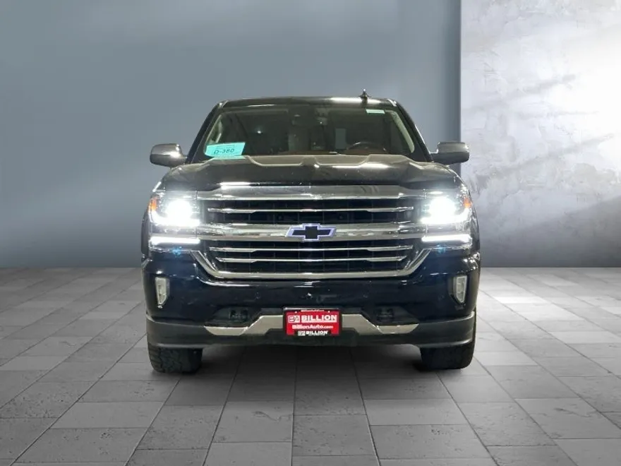 2018 Chevrolet Silverado 1500 High Country photo 1