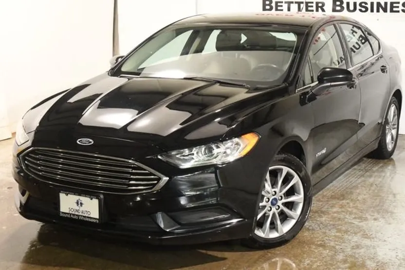 2017 Ford Fusion Hybrid S photo 1