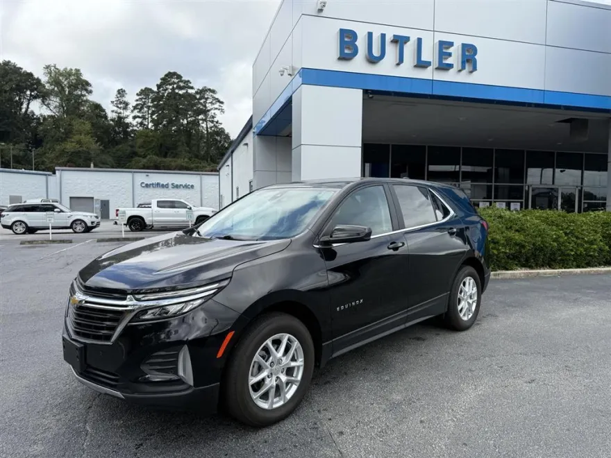 2024 Chevrolet Equinox LT photo 1