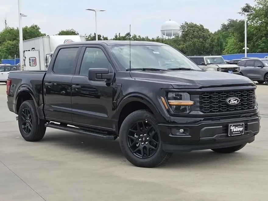 2025 Ford F-150 STX photo 1