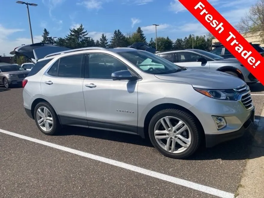 2019 Chevrolet Equinox Premier photo 1