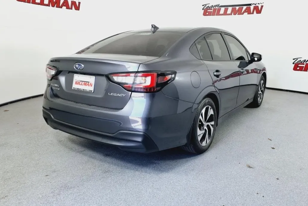 2025 Subaru Legacy Premium photo 1