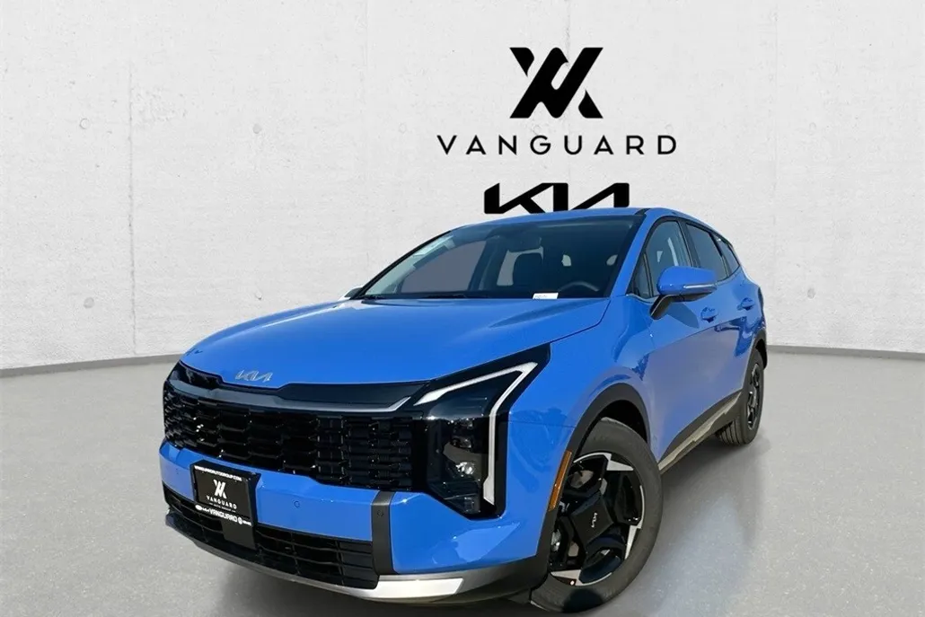 2026 Kia Sportage EX photo 1