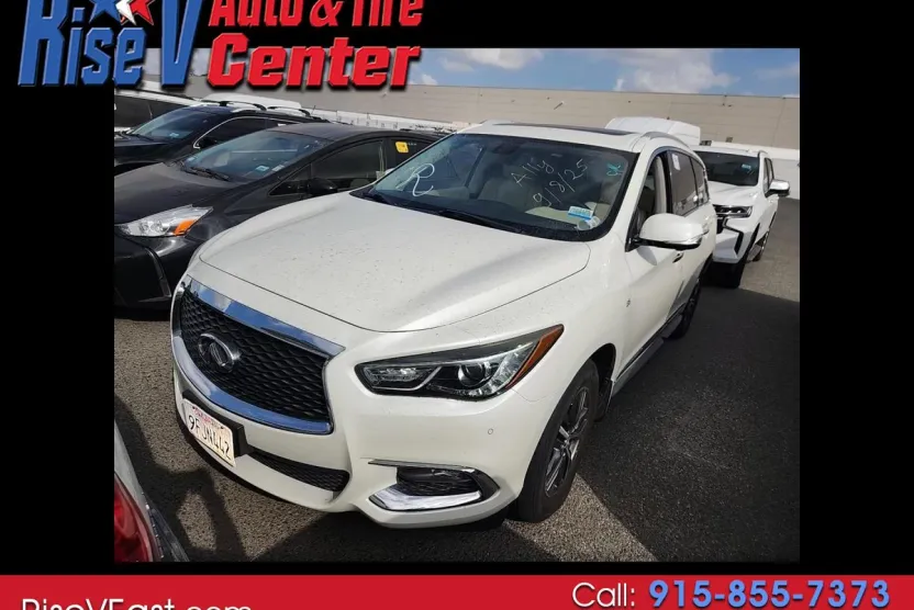 2017 Infiniti QX60 photo 1