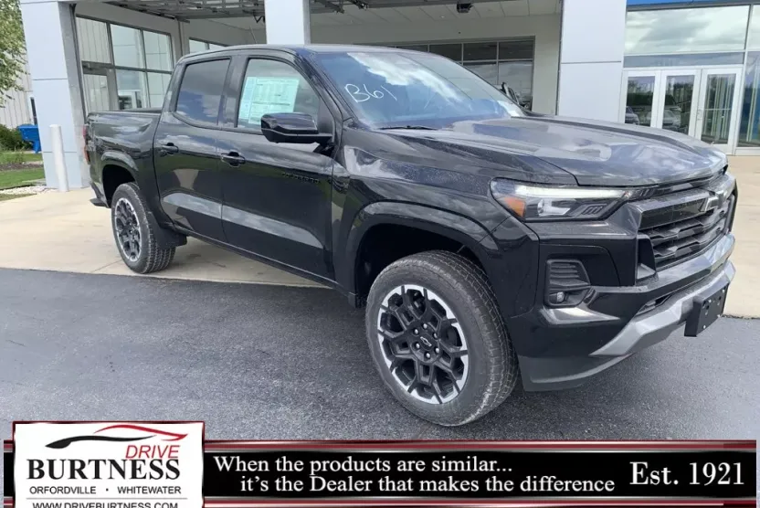 2026 Chevrolet Colorado Z71 photo 1